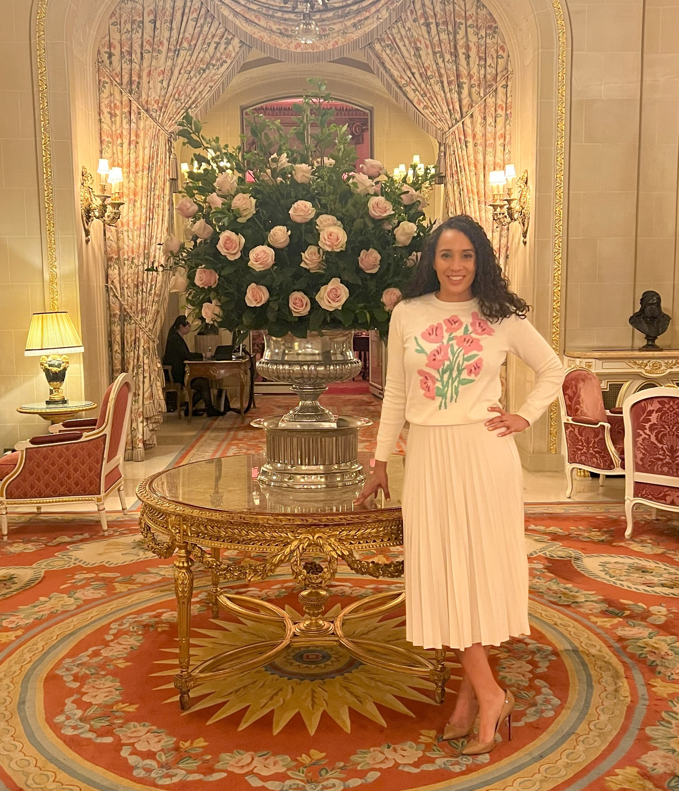 Doing the RitzLondon's iconic Afternoon Tea  Mrs. Helen's Teahouse